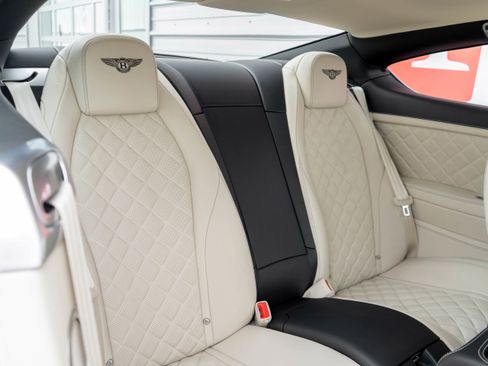 Used 2017 Bentley Continental GT AWD/4WD image 30