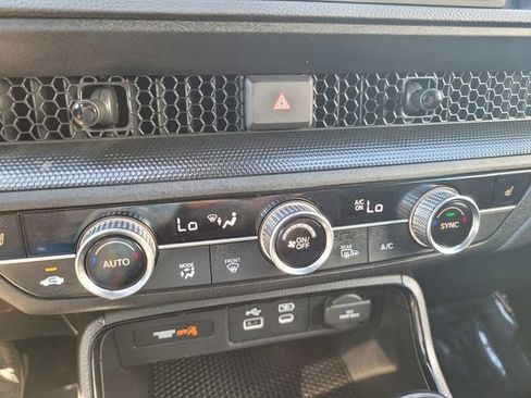 Used 2025 Honda CR-V Sport image 25