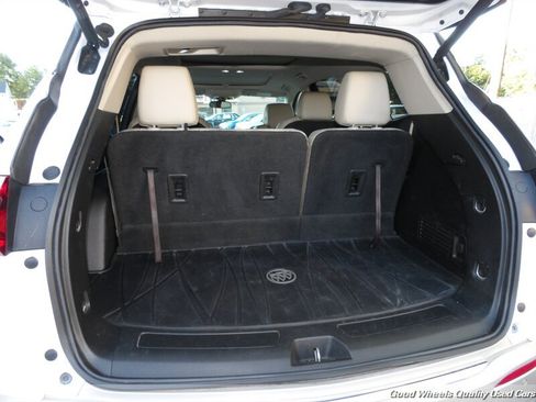 Used 2019 Buick Enclave Essence FWD image 23