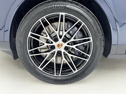 New 2026 Porsche Cayenne E-Hybrid image 35