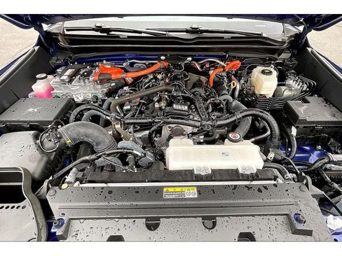 Used 2024 Toyota Tacoma TRD Sport image 12