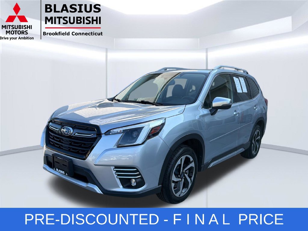 Used 2023 Subaru Forester Touring AWD/4WD image 1