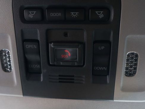 Used 2023 Toyota Camry LE w/ Convenience Package image 28