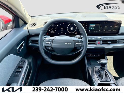 Certified 2025 Kia K4 EX image 16