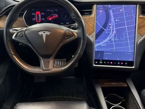 Used 2020 Tesla Model S Long Range AWD/4WD image 10