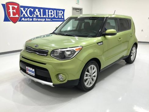 Used 2018 Kia Soul + FWD image 15
