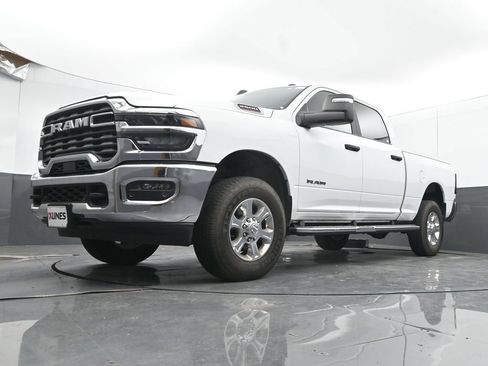 Used 2026 RAM 2500 Big Horn AWD/4WD image 45