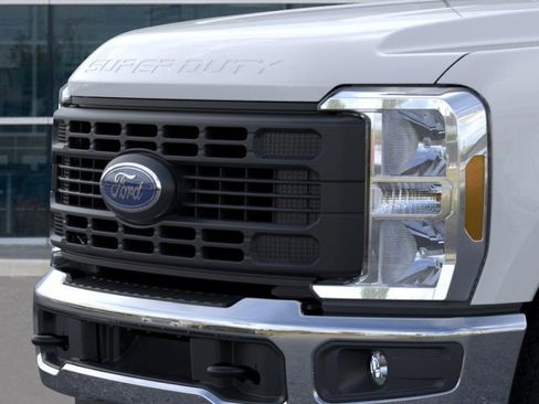 New 2026 Ford F350 XL w/ XL Driver Assist Package image 19
