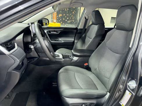 Certified 2024 Toyota RAV4 XLE AWD/4WD image 15