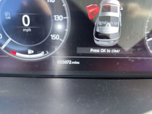 Used 2019 Land Rover Discovery SE image 7