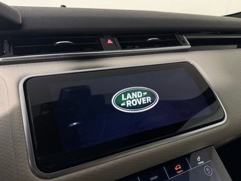 Used 2019 Land Rover Range Rover Velar R-Dynamic SE AWD/4WD image 15