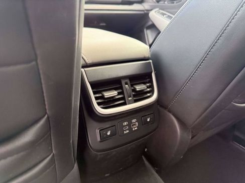 Used 2023 Subaru Outback Limited AWD/4WD image 15