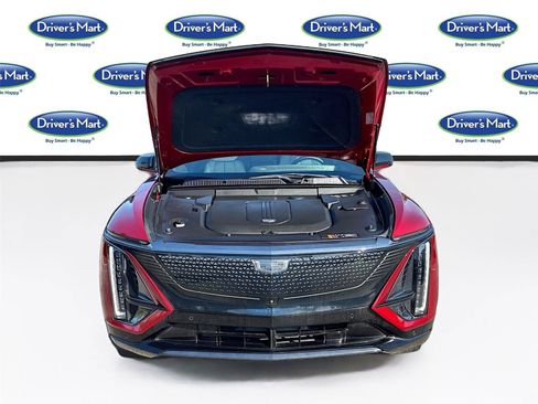 Used 2024 Cadillac Lyriq Sport RWD image 32