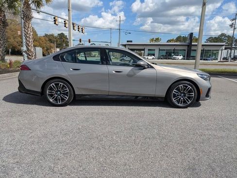 New 2026 BMW 530i xDrive w/ M Sport Package AWD/4WD image 3