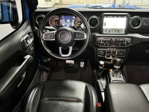 Used 2022 Jeep Wrangler Unlimited Sahara image 10