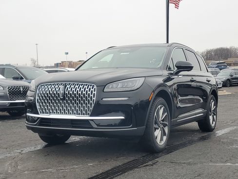 New 2026 Lincoln Corsair Premiere image 2