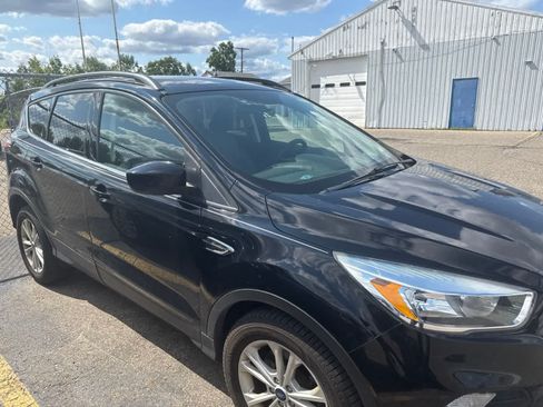 Used 2018 Ford Escape SE AWD/4WD image 8