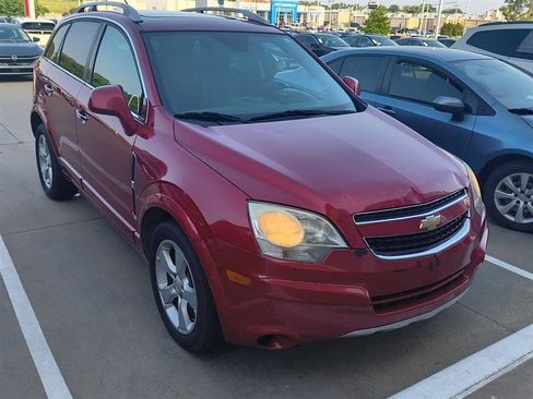 Used 2014 Chevrolet Captiva Sport LT w/ Convenience Package FWD image 5