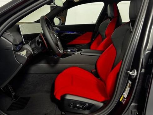 New 2026 BMW M5 Touring image 11