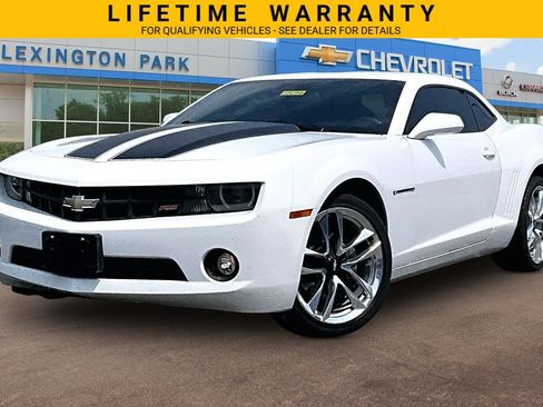 Used 2010 Chevrolet Camaro LT w/ RS Package RWD image 2