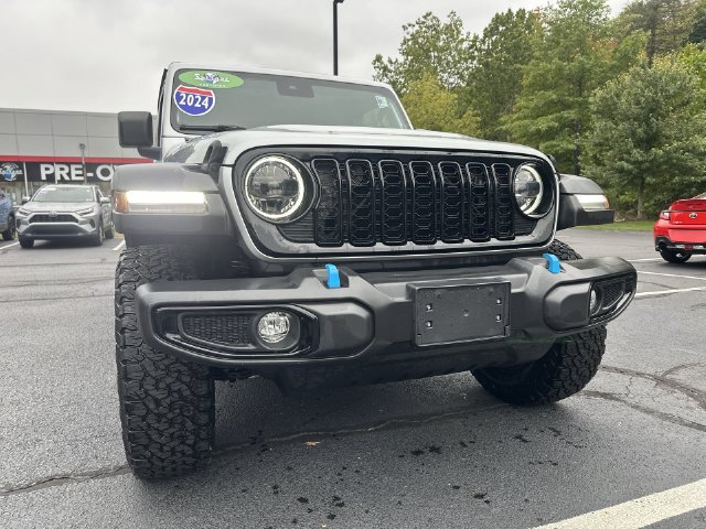 Used 2024 Jeep Wrangler Unlimited AWD/4WD image 18
