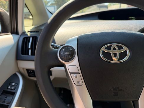 Used 2012 Toyota Prius Two FWD image 26