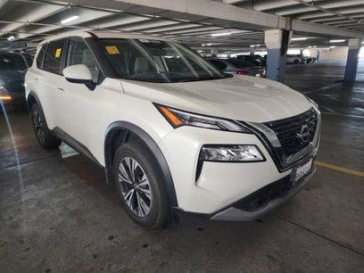 Used 2023 Nissan Rogue SV