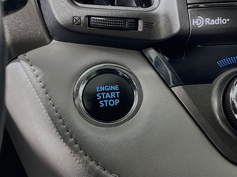 Used 2015 Toyota RAV4 Limited w/ Technology Package image 23