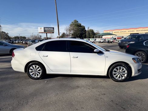 Used 2014 Volkswagen Passat 1.8T Wolfsburg Edition image 4