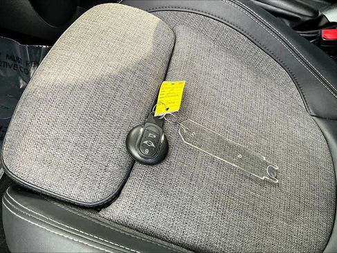 Used 2016 MINI Cooper 2-Door Hardtop image 14