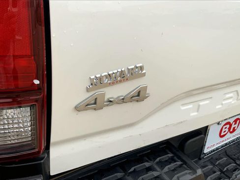 Used 2020 Toyota Tacoma SR AWD/4WD image 28