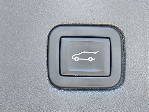 Used 2024 Chevrolet Equinox LT AWD/4WD image 29