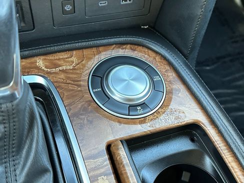 Used 2023 Nissan Armada SL w/ Captain's Chairs Package image 34