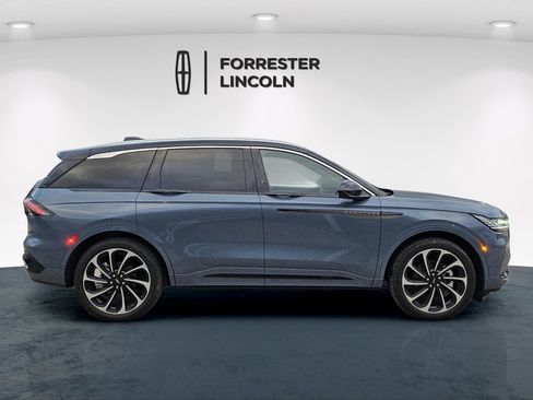 New 2026 Lincoln Nautilus Black Label image 2