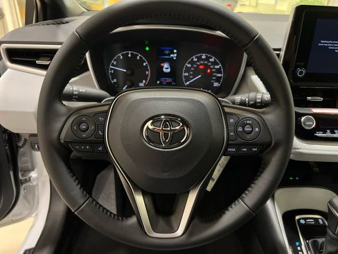 New 2026 Toyota Corolla SE FWD image 15
