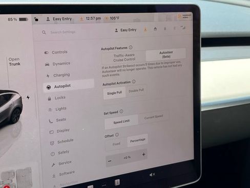 Used 2025 Tesla Model Y Long Range RWD image 12