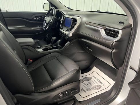 Used 2018 GMC Acadia SLT image 4