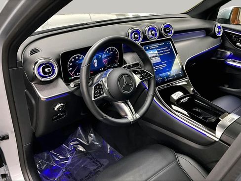 Used 2026 Mercedes-Benz GLC 300 4MATIC image 18