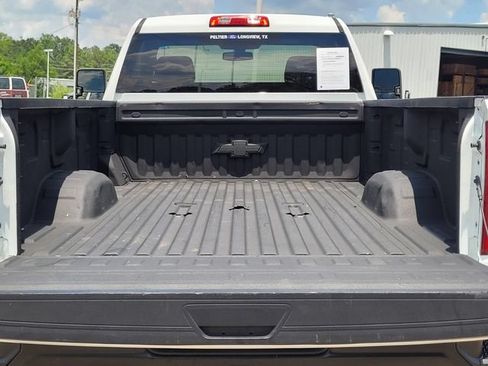 Used 2022 Chevrolet Silverado 2500 LT w/ Convenience Package AWD/4WD image 11