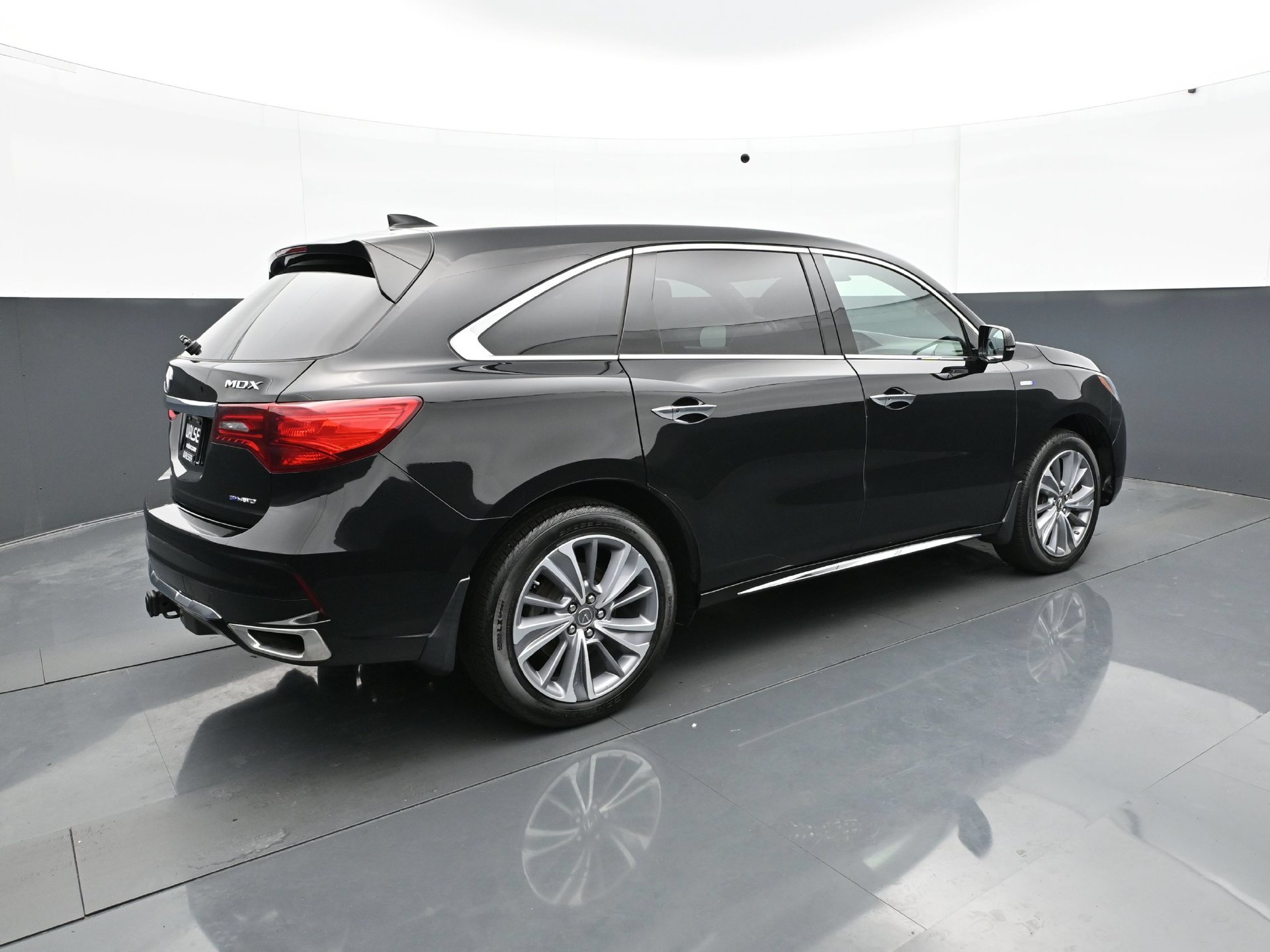 Used 2018 Acura MDX w/ Technology Package AWD/4WD image 7