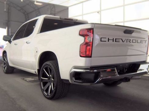 Used 2021 Chevrolet Silverado 1500 LTZ w/ LTZ Premium Package RWD image 2