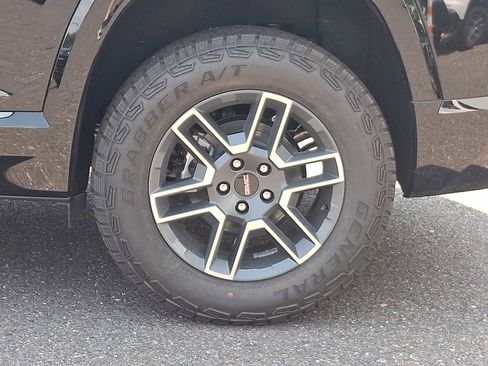New 2026 GMC Terrain AT4 w/ Convenience Package III image 5