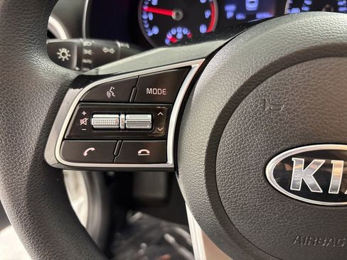 Used 2020 Kia Forte LXS FWD image 26