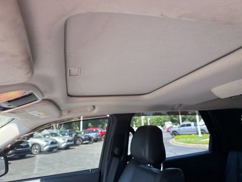 Used 2020 Dodge Durango SXT AWD/4WD image 9