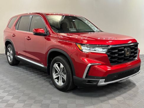 Certified 2024 Honda Pilot EX-L image 3