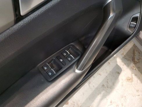 Used 2022 Volkswagen Passat 2.0T SE image 12