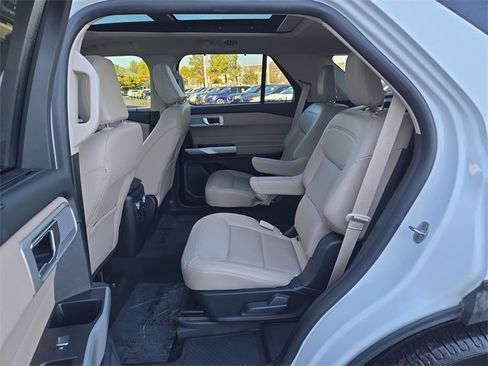 Used 2021 Ford Explorer Limited w/ Hybrid Equipment Group 310A image 17