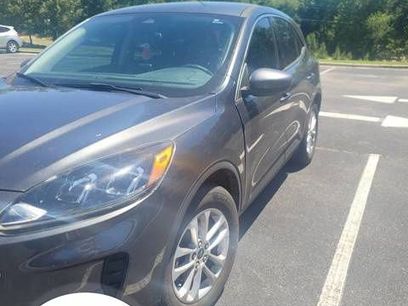 Used 2020 Ford Escape SE