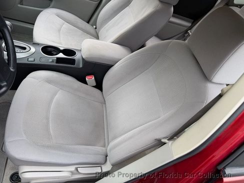 Used 2013 Nissan Rogue S FWD image 36