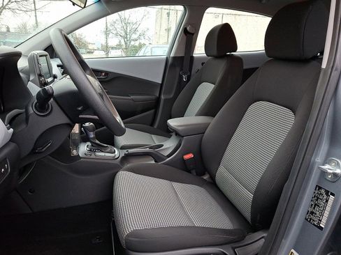 Used 2020 Hyundai Kona SE image 13